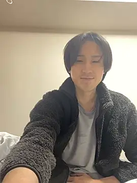 youta200 online show from April 12, 2026, 1:14 pm