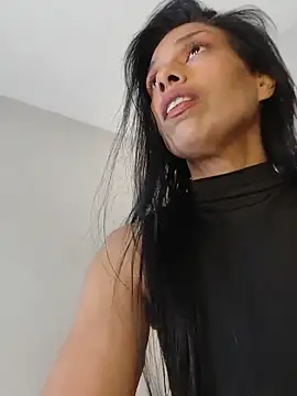 Snapshot of KarolVIPXXX chatting on May 28, 2026, 10:43 am KarolVIPXXX online show from May 28, 2026, 10:43 am