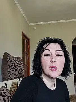 Snapshot of HelgaDennis chatting on April 16, 2026, 9:54 am HelgaDennis online show from April 16, 2026, 9:54 am