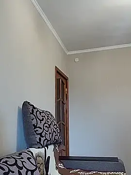 Snapshot of HelgaDennis chatting on April 6, 2026, 4:46 am HelgaDennis online show from April 6, 2026, 4:46 am