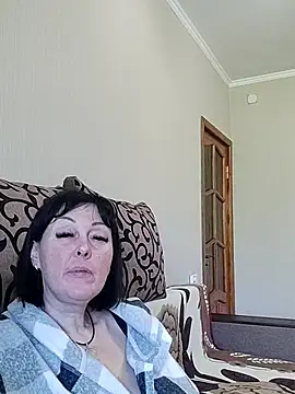 Snapshot of HelgaDennis chatting on May 7, 2026, 9:34 am HelgaDennis online show from May 7, 2026, 9:34 am