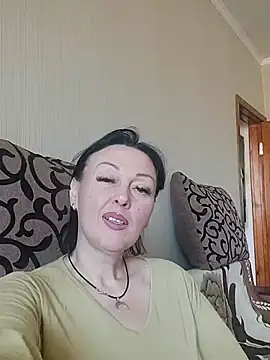 Snapshot of HelgaDennis chatting on March 27, 2026, 8:26 am HelgaDennis online show from March 27, 2026, 8:26 am