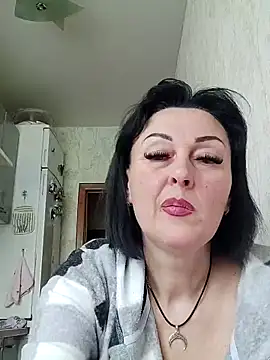 Snapshot of HelgaDennis chatting on April 18, 2026, 8:38 am HelgaDennis online show from April 18, 2026, 8:38 am