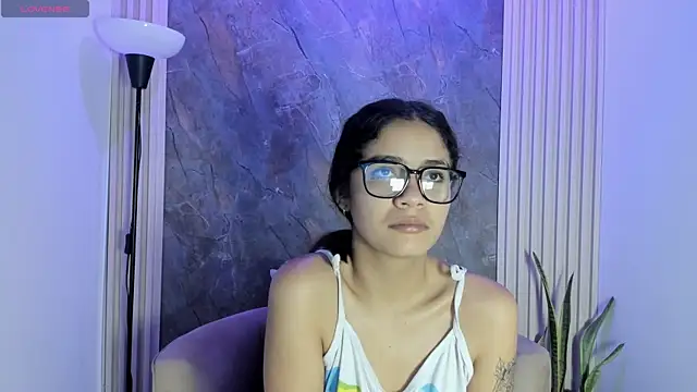 alina sauvage online show from May 30, 2026, 11:27 am
