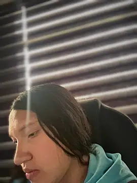 Melody LS online show from April 15, 2026, 7:07 pm