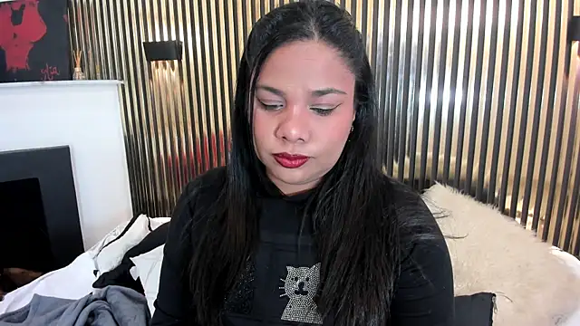 Snapshot of Cloee_evans chatting on March 27, 2026, 12:06 pm Cloee evans online show from March 27, 2026, 12:06 pm