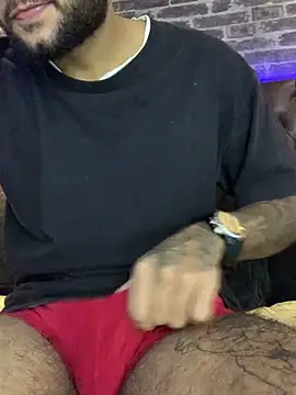 KyleJoss30 online show from April 10, 2026, 9:44 pm