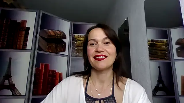 Snapshot of Selena_Moo chatting on April 9, 2026, 2:12 pm Selena Moo online show from April 9, 2026, 2:12 pm