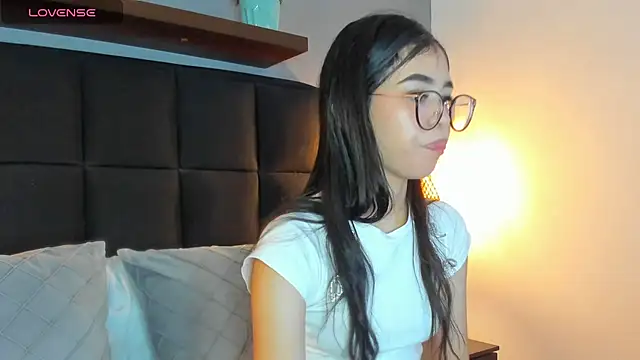 sofi alix online show from April 10, 2026, 8:05 pm