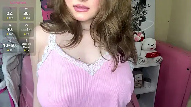 AvroraDisney online show from April 1, 2026, 3:09 pm