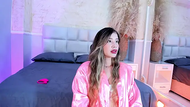 Snapshot of EmilyJohnsoon chatting on April 16, 2026, 1:56 pm EmilyJohnsoon online show from April 16, 2026, 1:56 pm