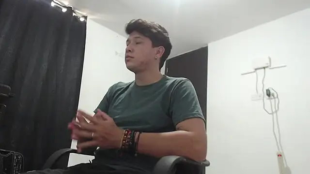 Lucifeeeer 666 online show from March 26, 2026, 7:56 pm