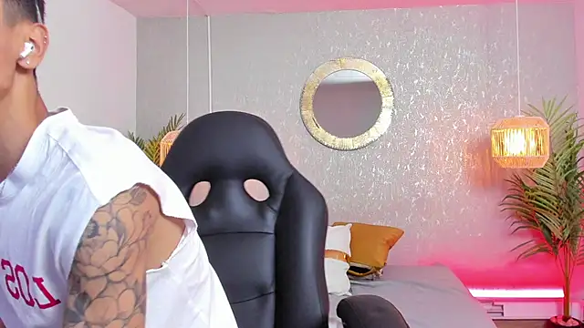 Gio carangi online show from April 10, 2026, 3:02 am