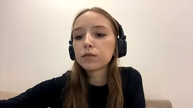 Snapshot of TanjaBrounson chatting on March 26, 2026, 1:09 pm TanjaBrounson online show from March 26, 2026, 1:09 pm