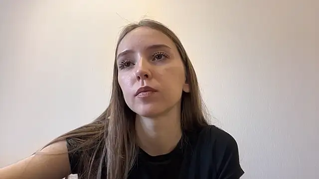 Snapshot of TanjaBrounson chatting on April 9, 2026, 6:19 am TanjaBrounson online show from April 9, 2026, 6:19 am