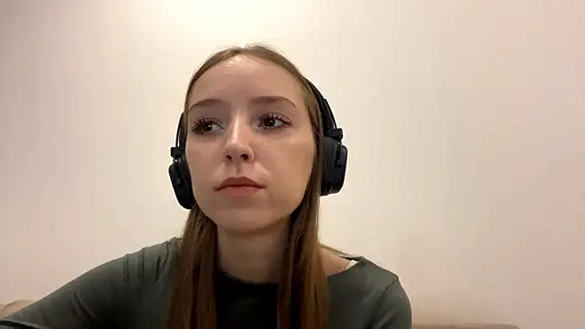 Snapshot of TanjaBrounson chatting on March 21, 2026, 3:16 pm TanjaBrounson online show from March 21, 2026, 3:16 pm