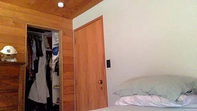 HANA478 online show from April 14, 2026, 12:48 am