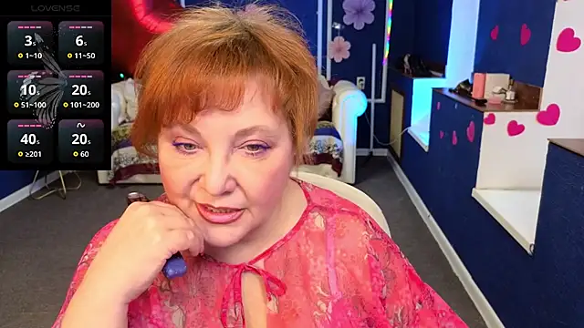 Kira Kingsley online show from April 2, 2026, 9:05 am