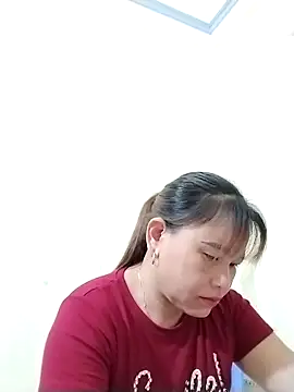 Moubie1 online show from April 16, 2026, 12:11 am