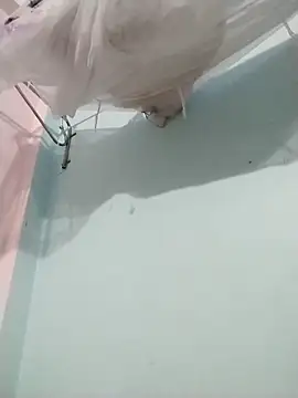 Moubie1 online show from March 30, 2026, 1:12 pm