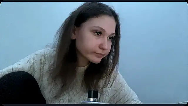 Juliajuicecam online show from March 23, 2026, 11:43 am