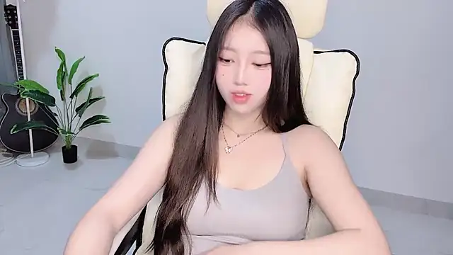 Yukiy8877 online show from March 29, 2026, 10:55 pm