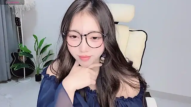 Yukiy8877 online show from March 24, 2026, 9:59 pm