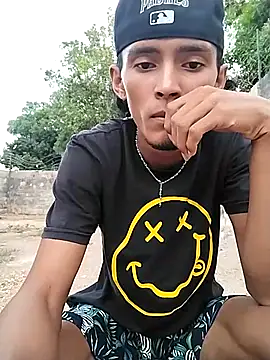 spittermasterpig1 online show from April 9, 2026, 10:54 am