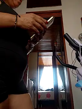 Snapshot of Mielx chatting on March 25, 2026, 3:00 pm Mielx online show from March 25, 2026, 3:00 pm