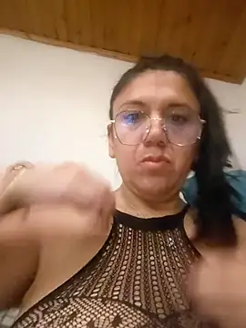 Snapshot of Mielx chatting on April 3, 2026, 1:45 am Mielx online show from April 3, 2026, 1:45 am