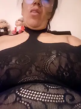 Snapshot of Mielx chatting on March 30, 2026, 1:29 am Mielx online show from March 30, 2026, 1:29 am