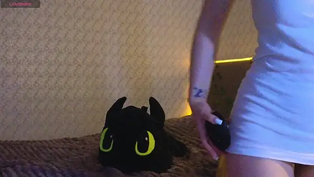 Snapshot of dark_honey_ chatting on March 28, 2026, 2:23 am dark honey online show from March 28, 2026, 2:23 am