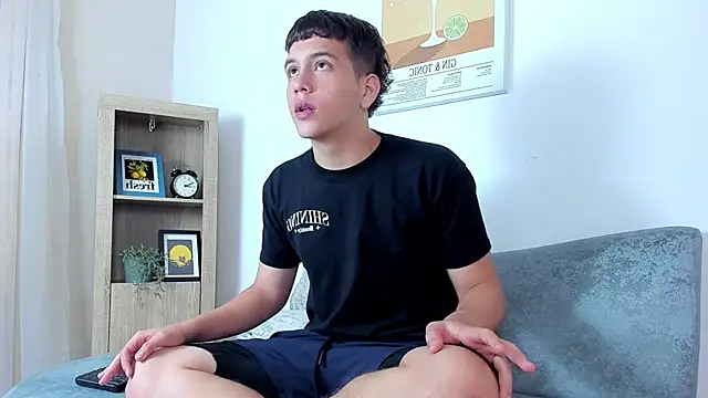 dennis hills online show from March 26, 2026, 12:25 pm