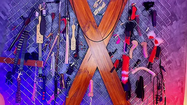 Snapshot of Mistress_lexi_bdsm chatting on July 7, 2026, 8:01 pm Mistress lexi bdsm online show from July 7, 2026, 8:01 pm