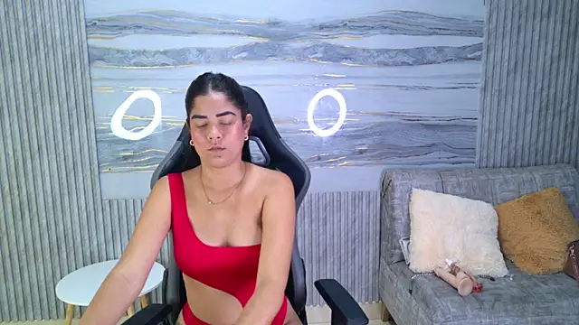 Snapshot of Ayshel_rose chatting on April 15, 2026, 2:10 pm Ayshel rose online show from April 15, 2026, 2:10 pm