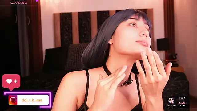 Snapshot of Doll_kira_ chatting on April 13, 2026, 2:32 pm Doll kira online show from April 13, 2026, 2:32 pm