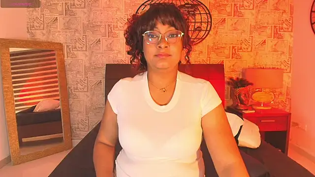Snapshot of alexa_cruz__ chatting on April 30, 2026, 8:57 pm alexa cruz online show from April 30, 2026, 8:57 pm