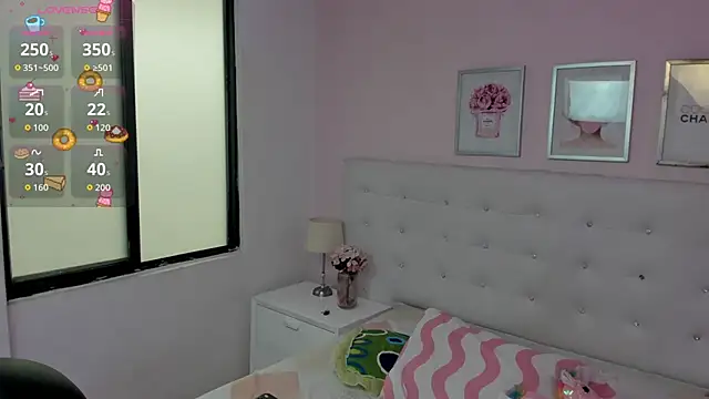 Snapshot of DianaSheren chatting on May 14, 2026, 7:33 pm DianaSheren online show from May 14, 2026, 7:33 pm