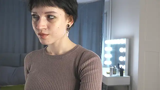 RubieNibbs online show from March 29, 2026, 7:15 pm