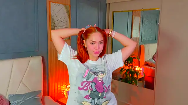 Ambar Mancinii online show from April 16, 2026, 9:39 pm