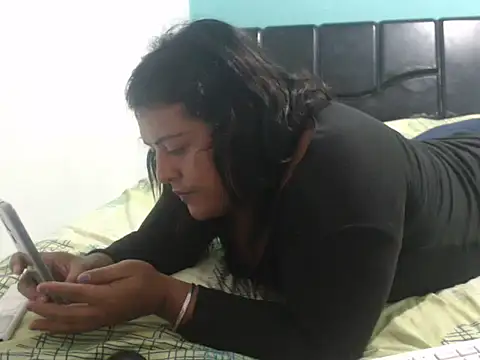 stelisamericano online show from April 15, 2026, 6:56 pm