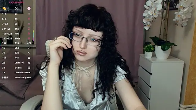 JordanSvetlik online show from May 28, 2026, 7:31 pm