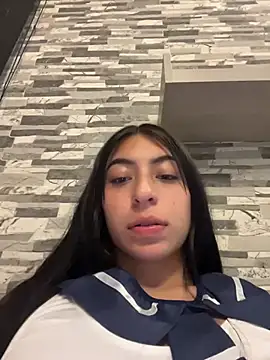 Snapshot of Velunett_19 chatting on April 6, 2026, 4:46 am Velunett 19 online show from April 6, 2026, 4:46 am