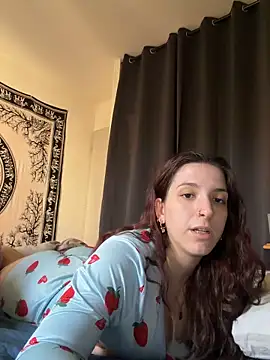 georginamoor online show from April 9, 2026, 12:44 pm