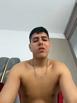 Angel khouri  online show from April 16, 2026, 9:39 pm