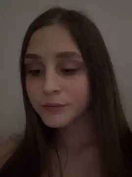 Snapshot of BellMeow_ chatting on March 21, 2026, 12:34 am BellMeow online show from March 21, 2026, 12:34 am