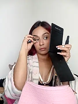 EmiilyFoxx090 online show from April 5, 2026, 3:35 am