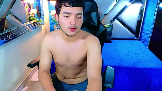 Oliver Jamees online show from April 11, 2026, 12:20 pm