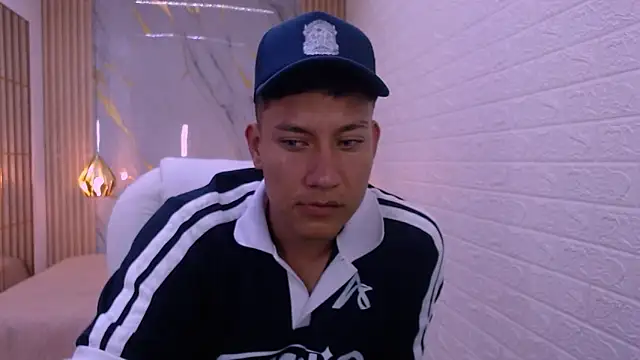 DominantBoy4 online show from March 22, 2026, 7:15 pm