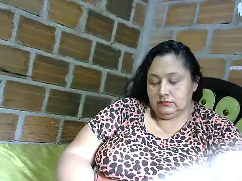 tistmature-69 online show from April 13, 2026, 1:48 pm